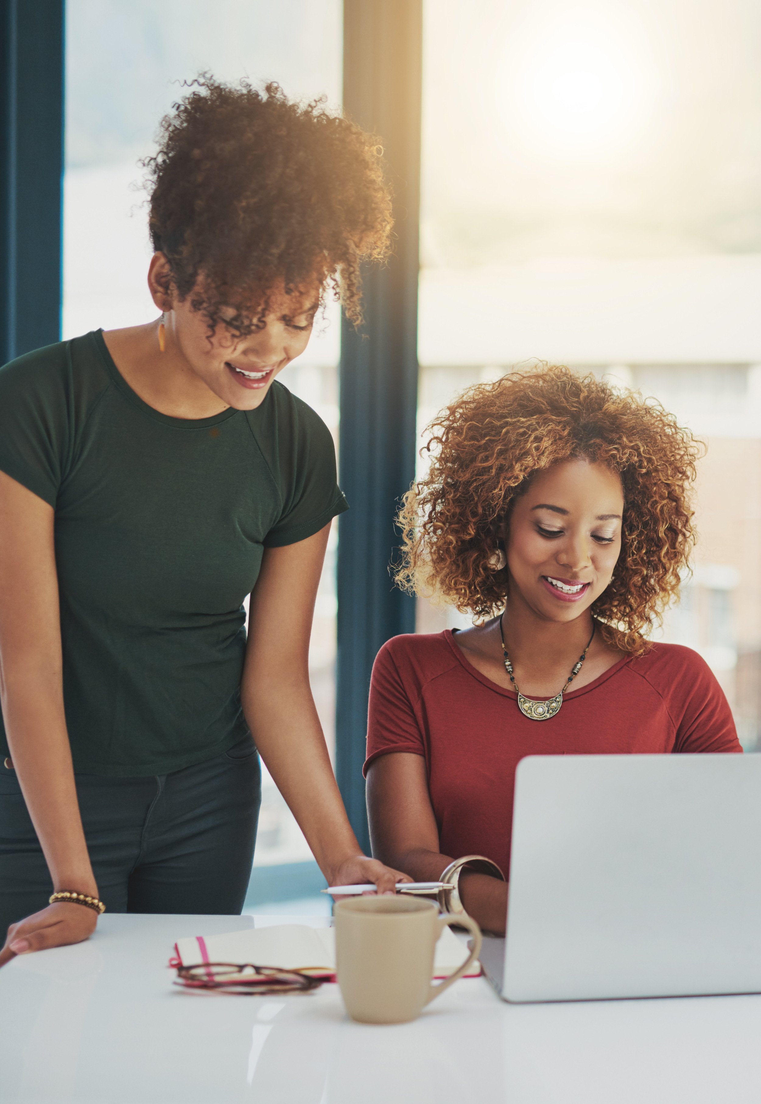 Advisor and student collaborating